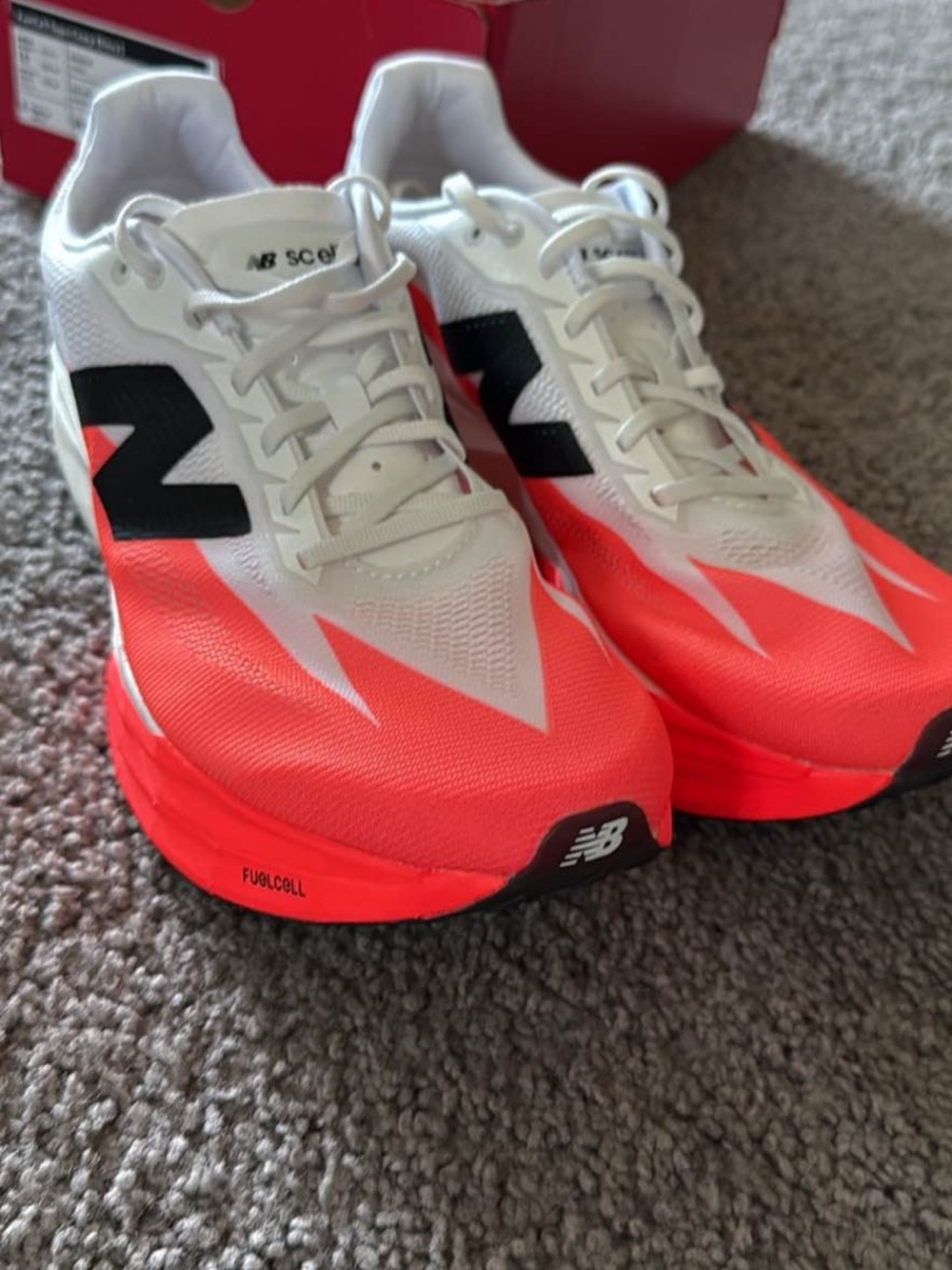 New Balance FuelCell SuperComp Elite v5